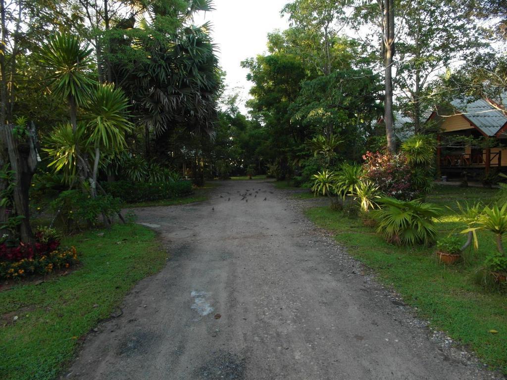 Baan Tai Rom Yen Resort Surat Thani Buitenkant foto